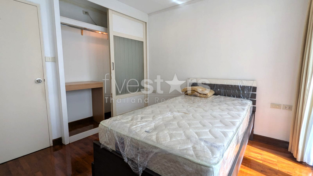 Appartement de 3 chambre à rénover, à vendre à Nana, photo 10