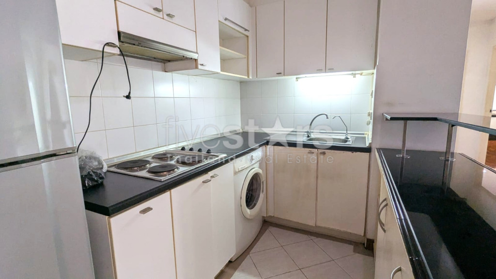 Appartement de 3 chambre à rénover, à vendre à Nana, photo 5