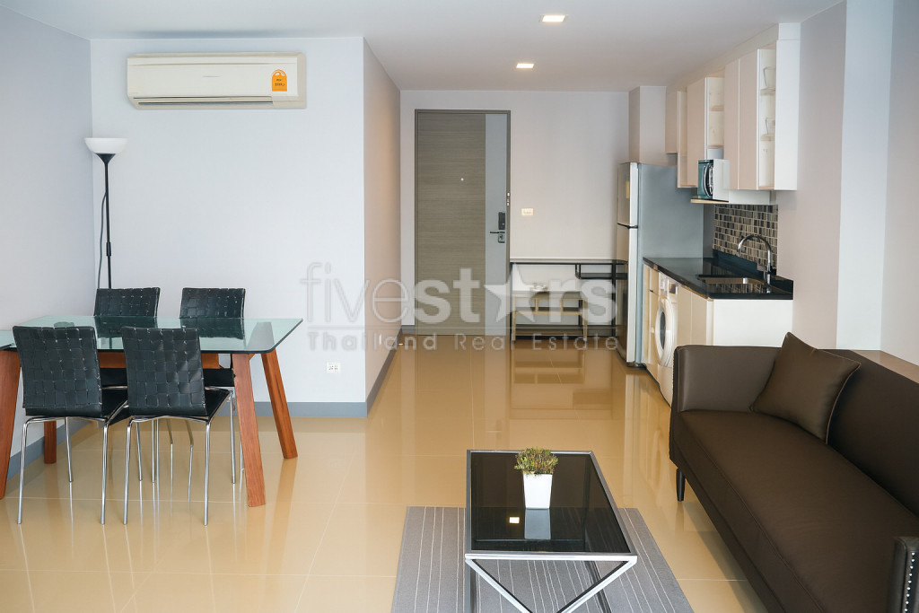 Appartement 2 chambres moderne à seulement 500m du BTS Asoke!, photo 2