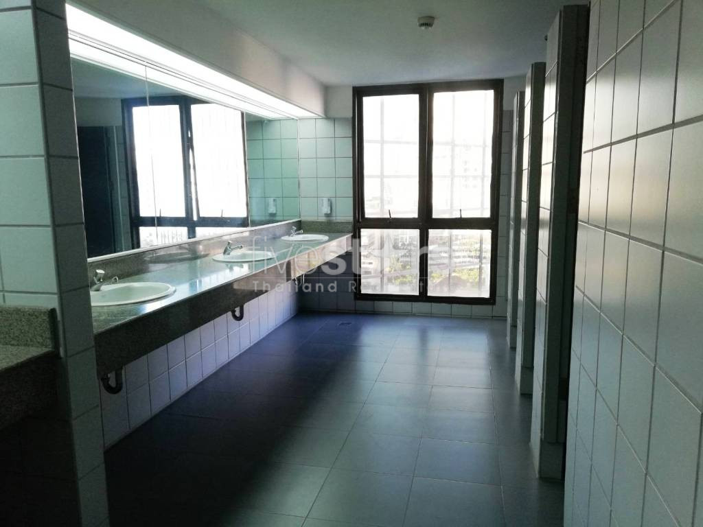 Bureaux à louer à Asoke, photo 10