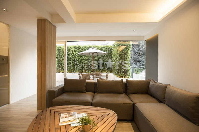 3 storey townhouse close to BTS Nana, photo 10