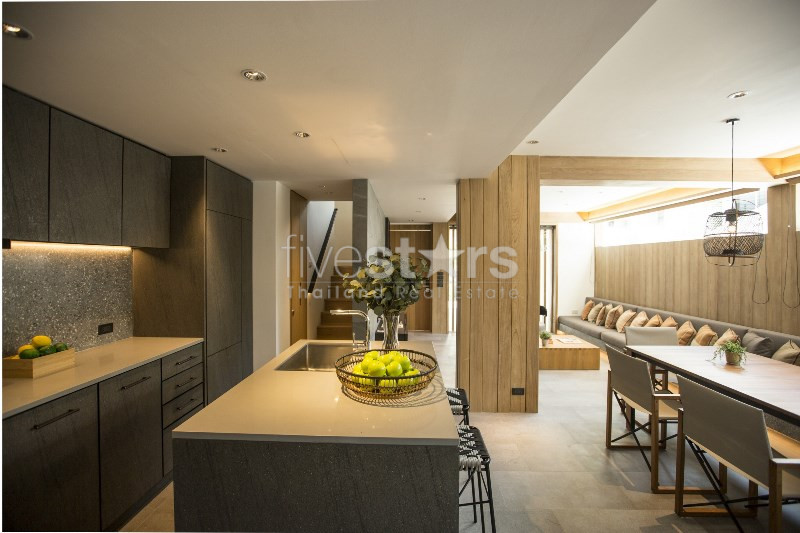 3 storey townhouse close to BTS Nana, photo 17