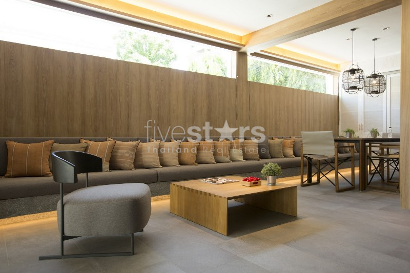 3 storey townhouse close to BTS Nana, photo 14
