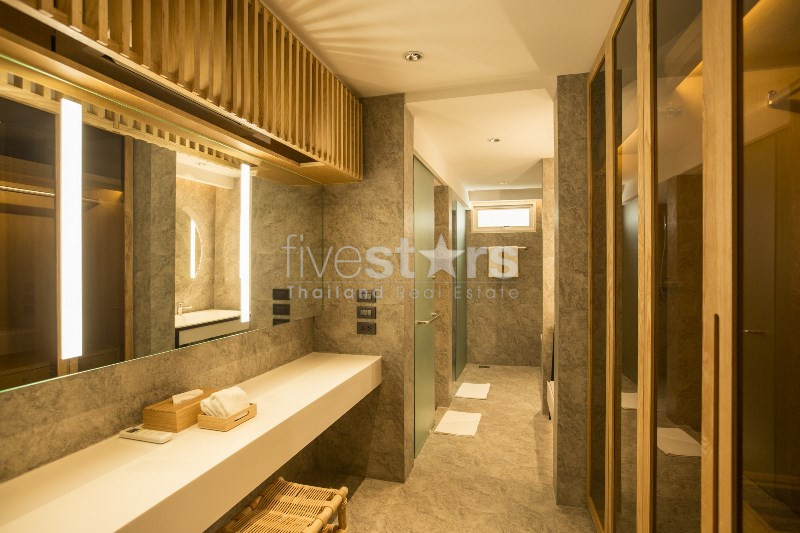 3 storey townhouse close to BTS Nana, photo 3