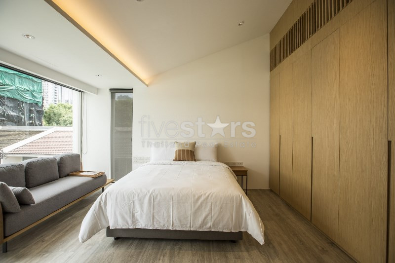 3 storey townhouse close to BTS Nana, photo 22
