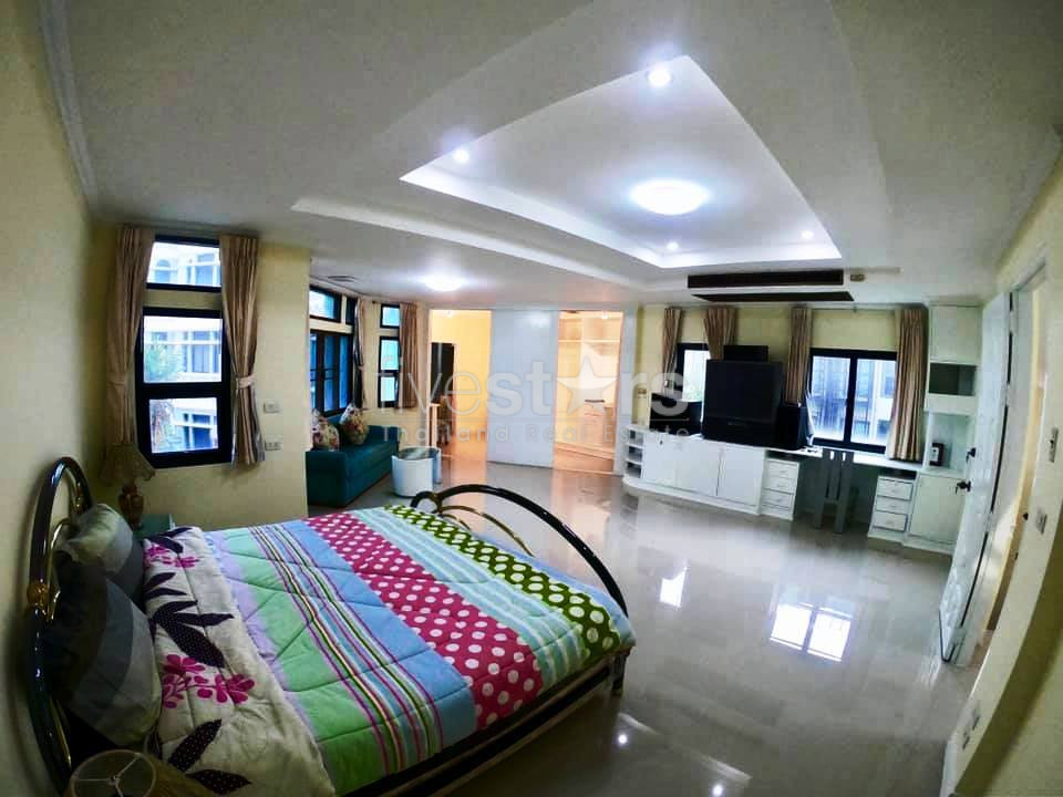 Belle townhouse de 4 chambres à louer à Sukhumvit, photo 5