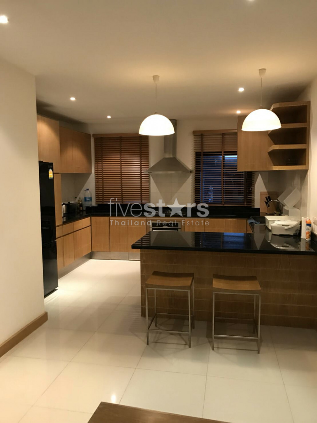6 bedroom house for rent in Nana, photo 12