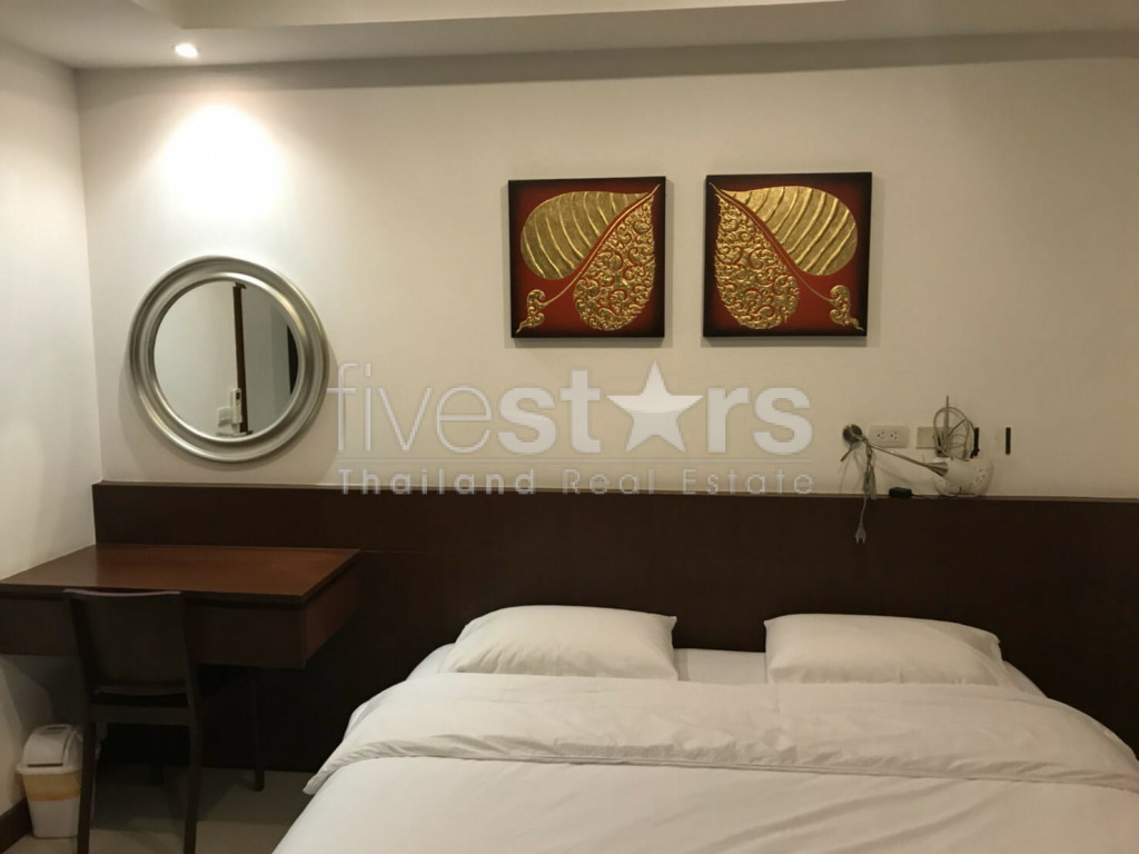 6 bedroom house for rent in Nana, photo 9