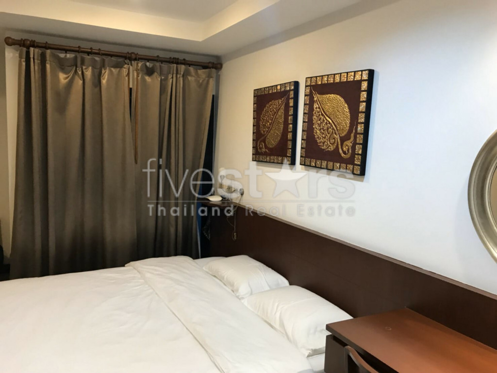 6 bedroom house for rent in Nana, photo 6