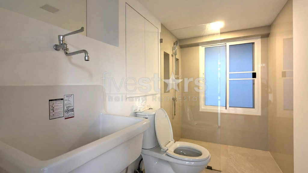 Townhouse avec 3 chambres à NanaT, ruelle calme proche de Soi 11, photo 18