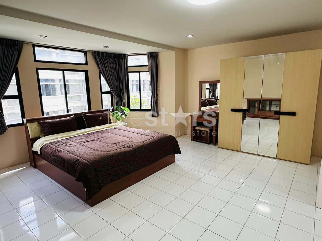 Maison de ville de 3 chambres à louer à Sukhumvit 31, photo 9