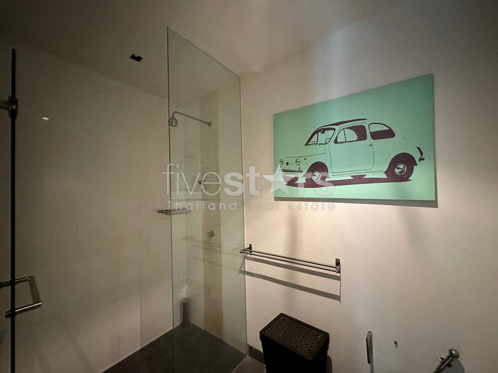2-bedroom high-floor condo for sale in Sathorn area, photo 13