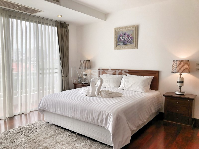 Appartement spacieux avec 4 chambres et grand balcon, photo 2