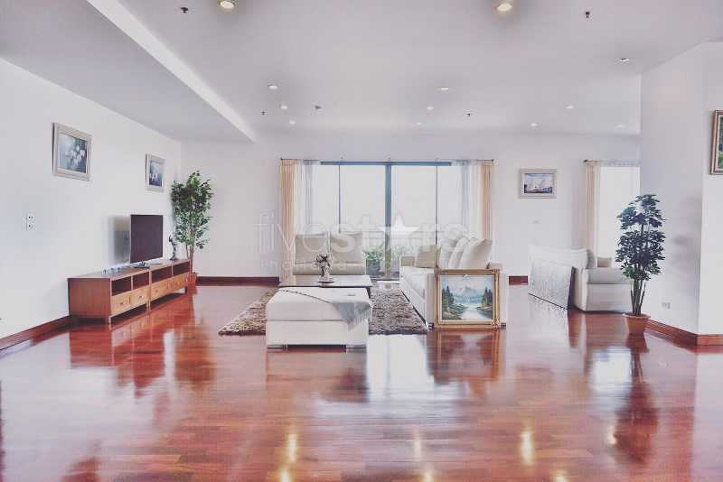 Appartement spacieux avec 4 chambres et grand balcon, photo 3