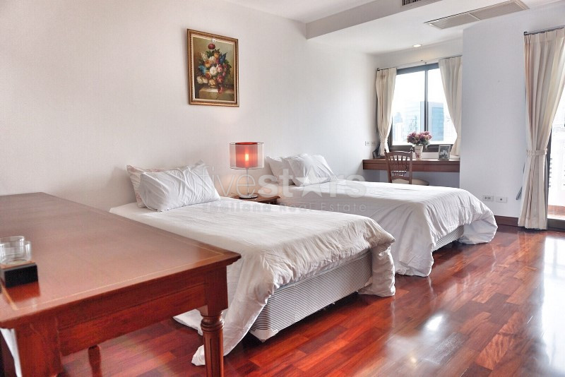 Appartement spacieux avec 4 chambres et grand balcon, photo 8