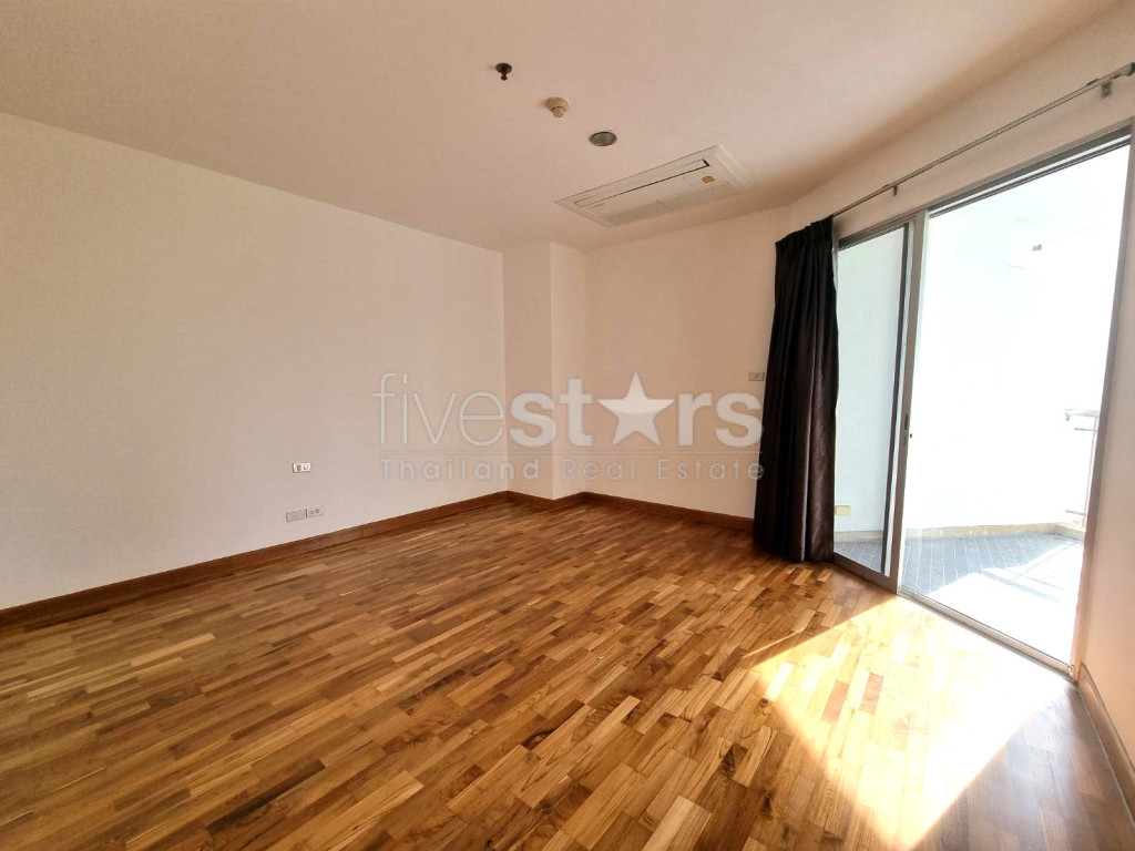 Grand appartement familial de 3 chambres à louer à Sathorn Nanglinchee, photo 12