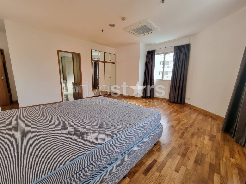 Grand appartement familial de 3 chambres à louer à Sathorn Nanglinchee, photo 10