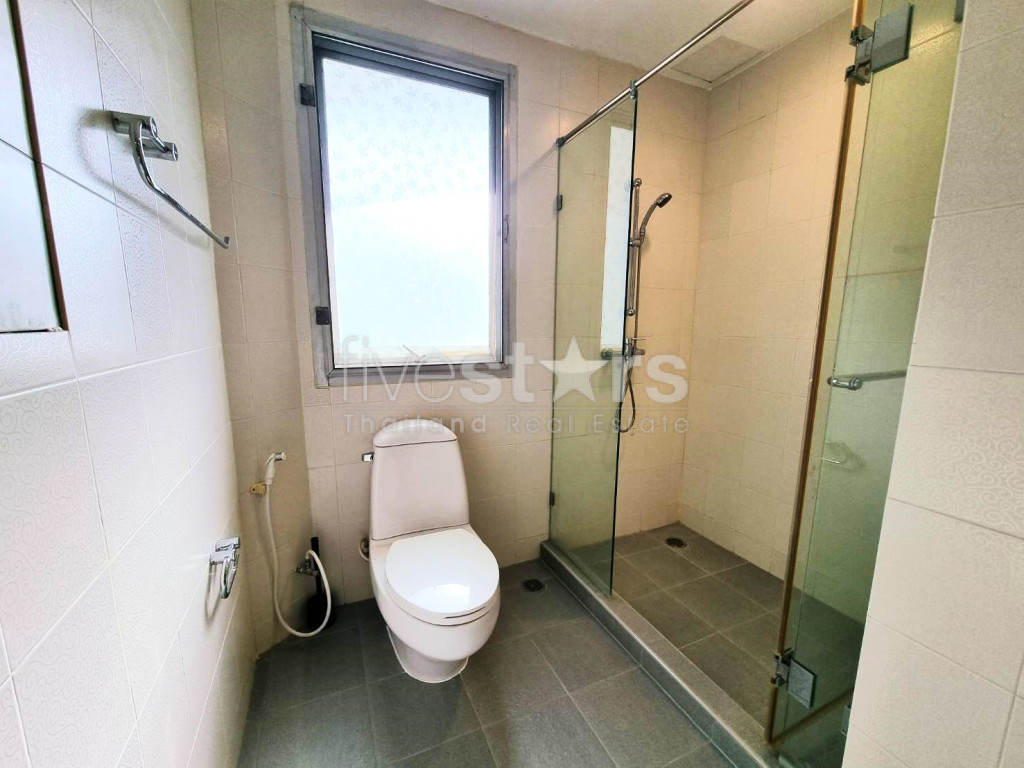 Grand appartement familial de 3 chambres à louer à Sathorn Nanglinchee, photo 15