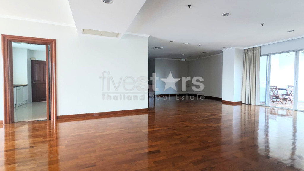 Grand appartement familial de 3 chambres à louer à Sathorn, photo 7
