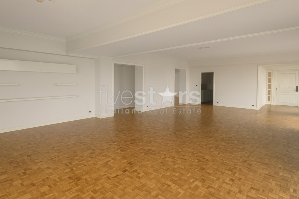 Appartement de 3 chambres à louer à Sathorn, photo 3
