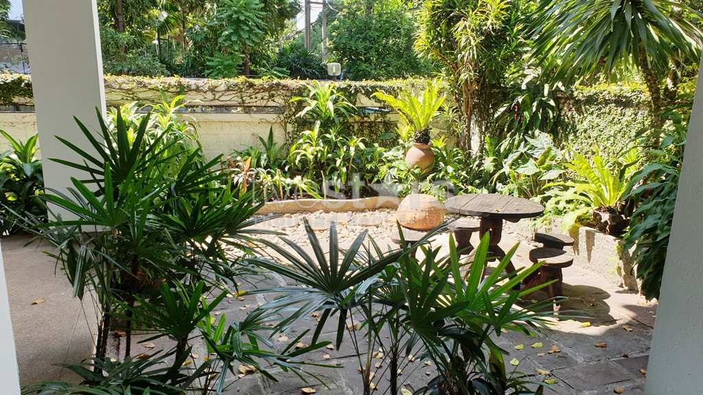 3 bedrooms house in compound for rent in Sathorn, photo 3