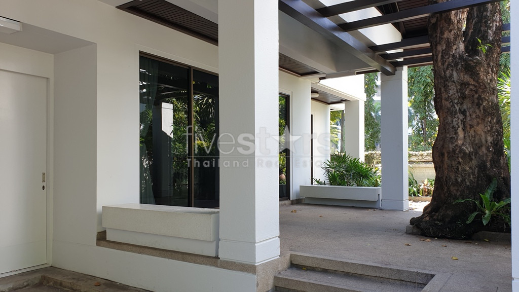3 bedrooms house in compound for rent in Sathorn, photo 2