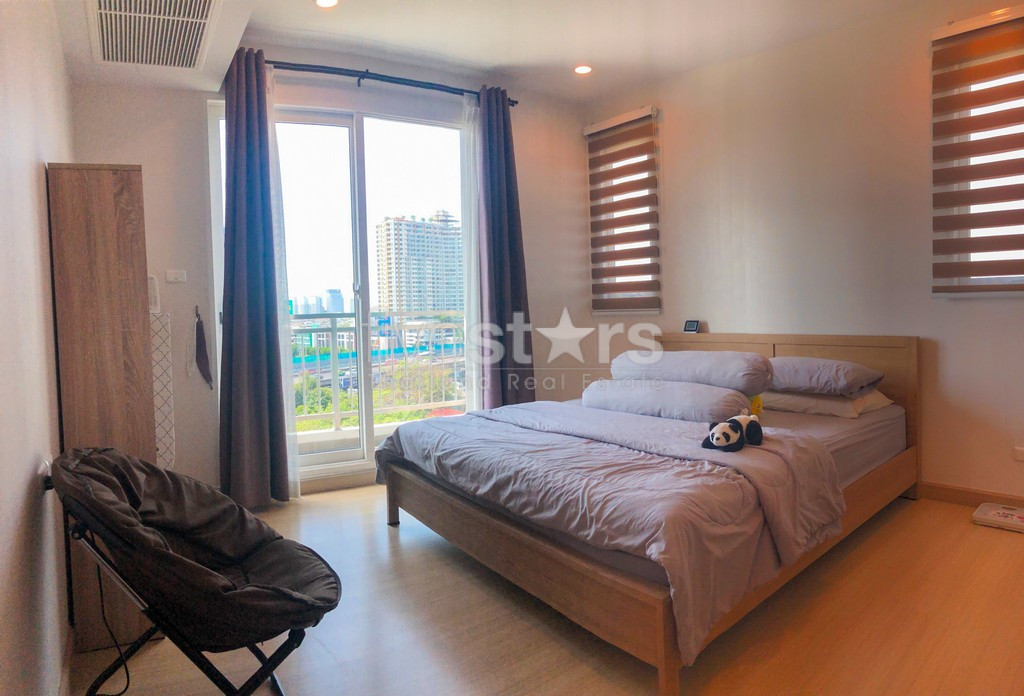 2-bedroom modern condo for sale in Narathiwas area, photo 8