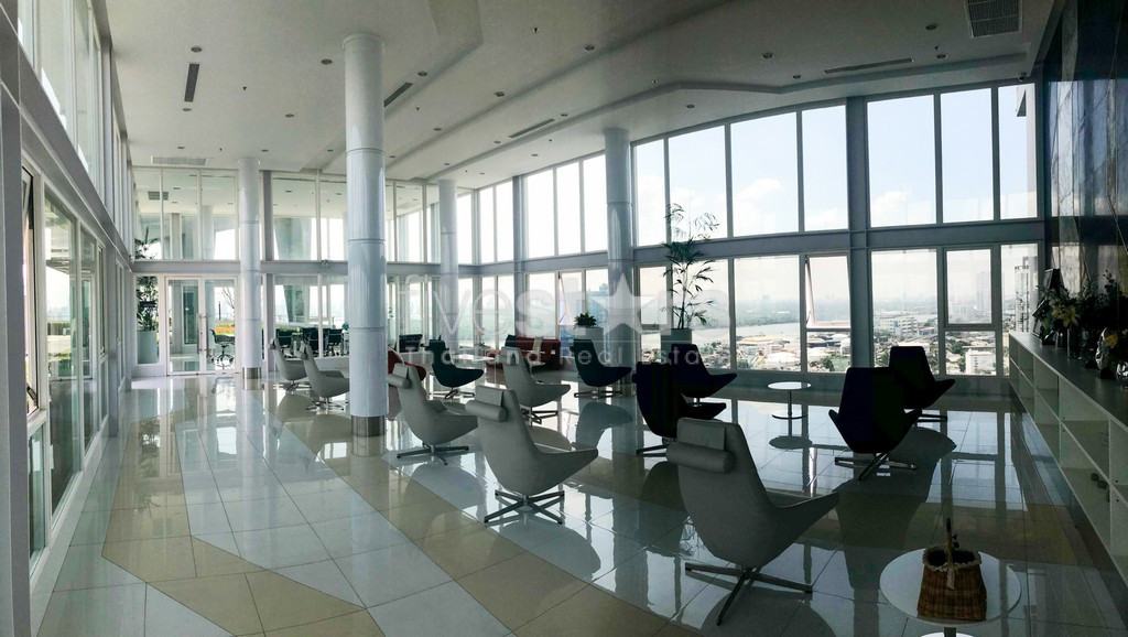 2-bedroom modern condo for sale in Narathiwas area, photo 17