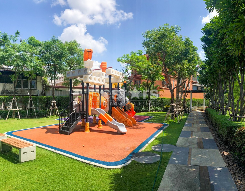 2-bedroom modern condo for sale in Narathiwas area, photo 20