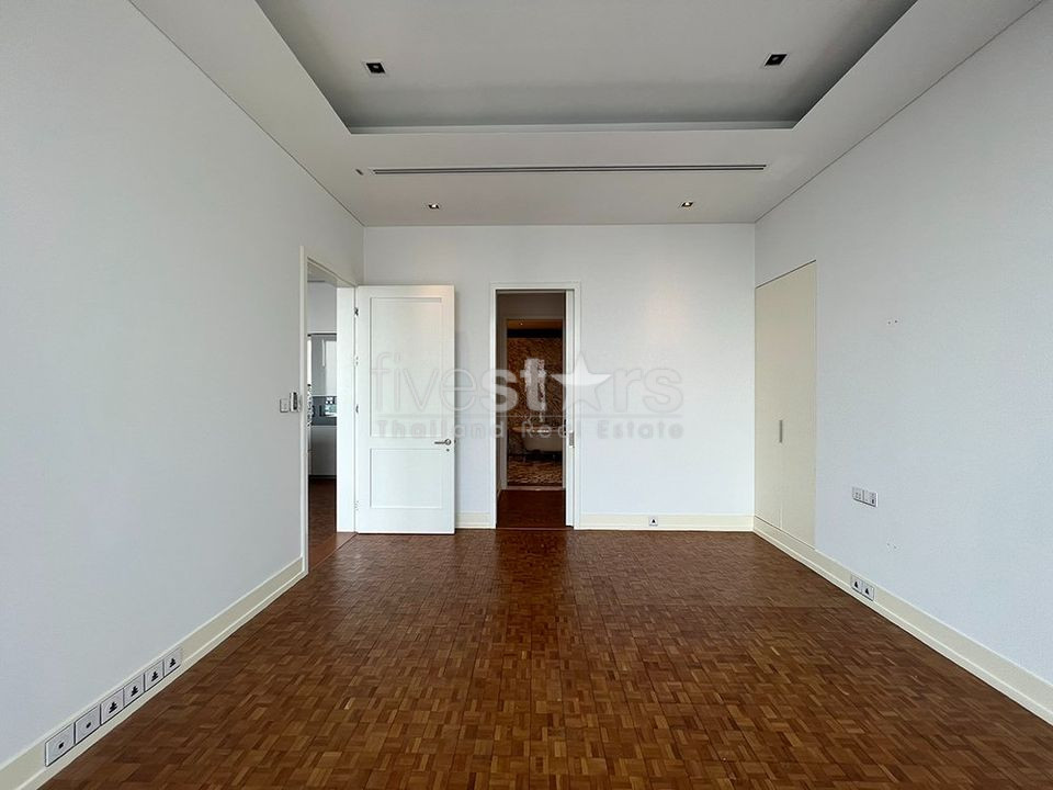 Luxury condo 2 bedrooms for rent in Sathorn, photo 10