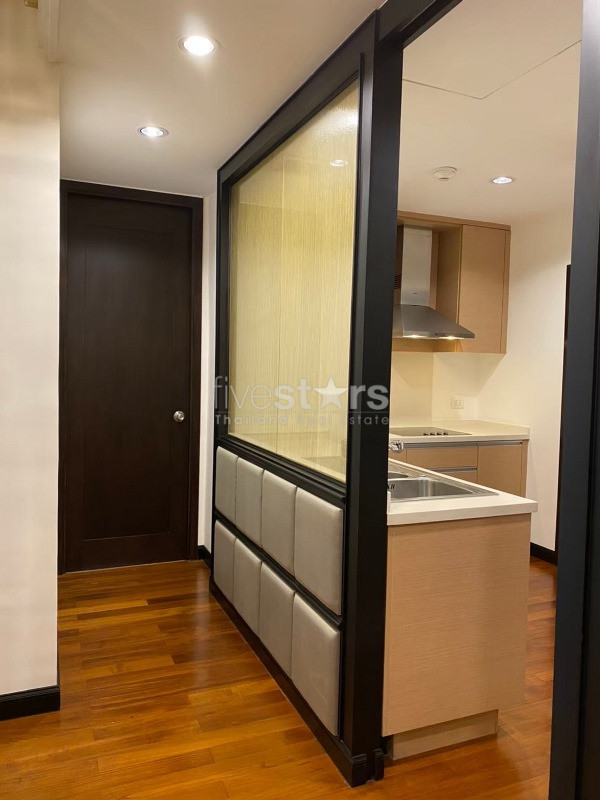 2-bedroom spacious newly renovated condo for rent on Sathorn, photo 6