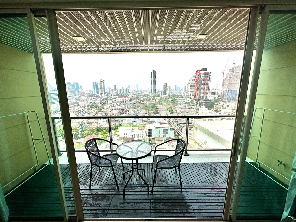 2-bedroom high floor condo for sale in Sathorn area, photo 10