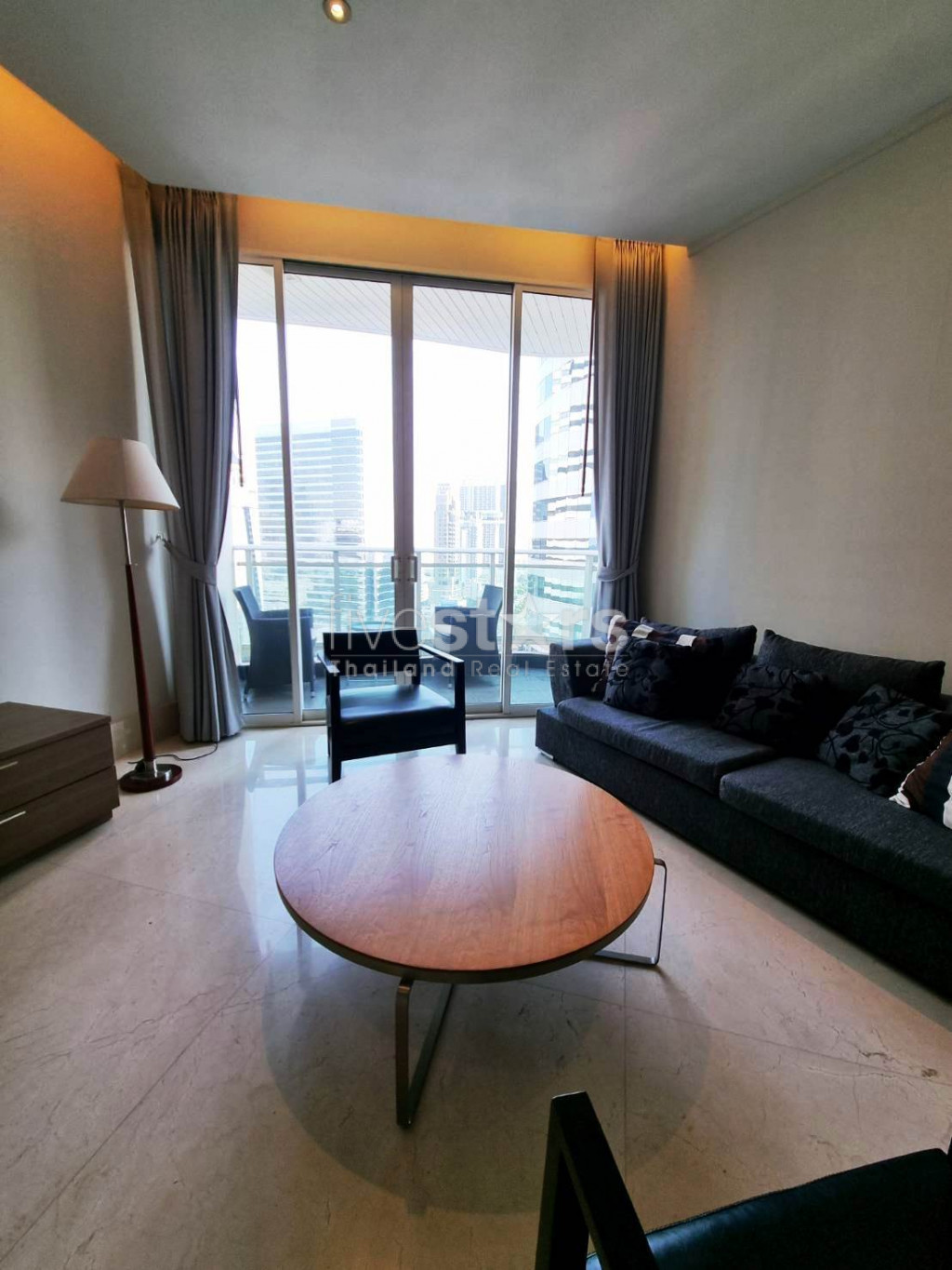 Condo moderne de 2 chambres à louer près de la station Chong Nonsi BTS, photo 5