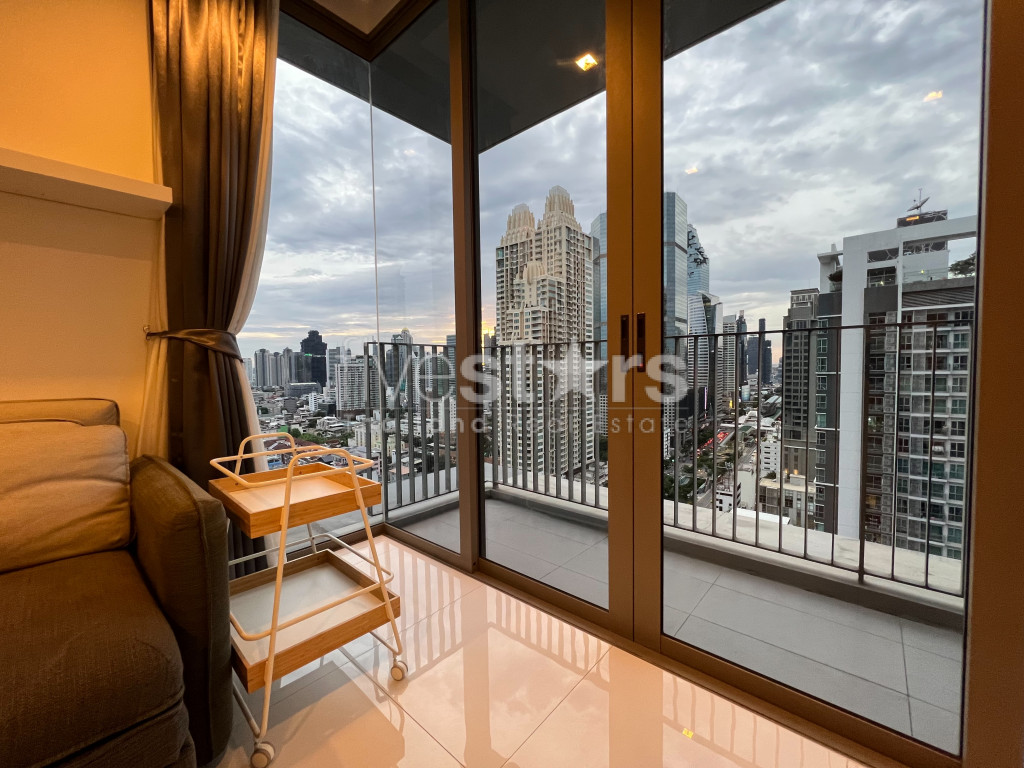 Condo 1 chambre à louer sur Naradhiwas – Sathorn