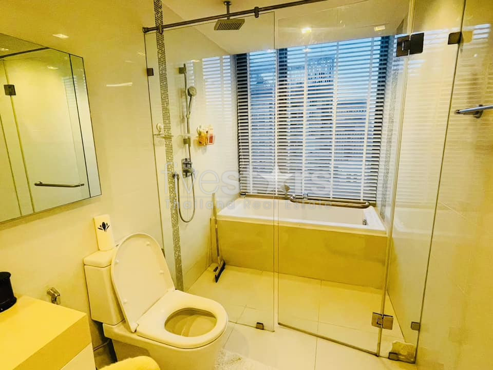 Modern 2-Bedroom for Rent in Narathiwas-Sathorn., photo 10