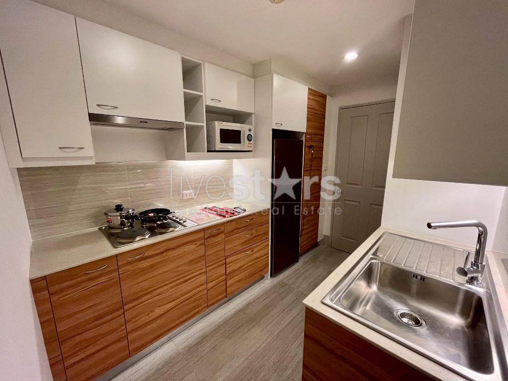 Appartement 2 chambres avec vue sur jardin à louer à Narathiwas-Sathorn, photo 3