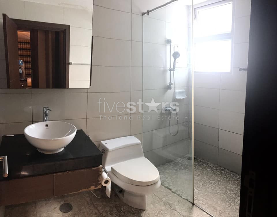 Duplex 3 bedrooms condo for sale on Narathiwas road, photo 13
