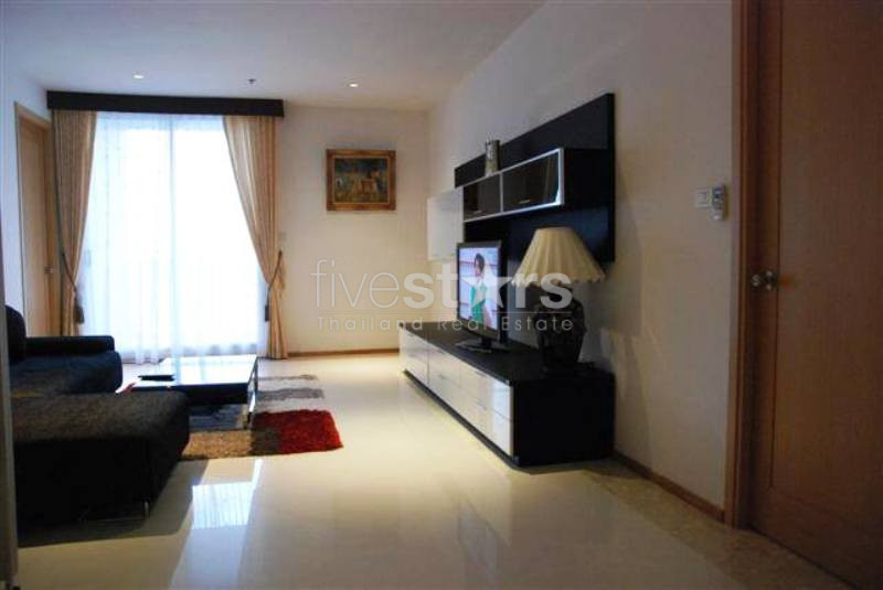 2 bedrooms condo for rent near BTS Chongnonsi, photo 3
