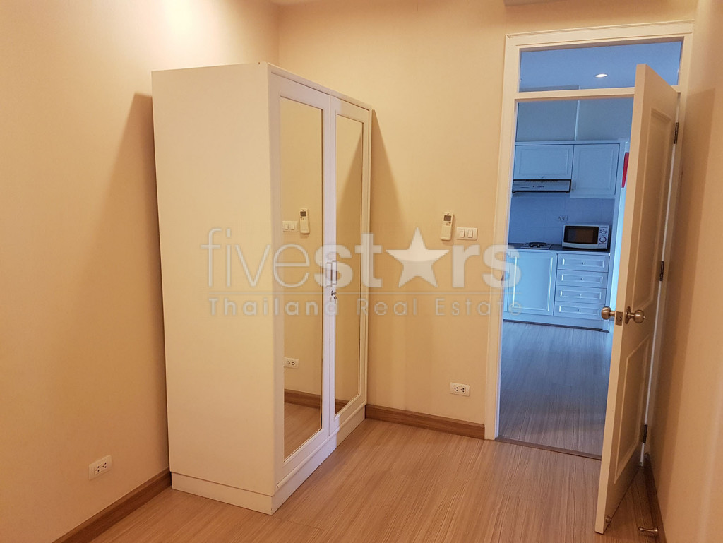 3 bedroom condo for rent on Sathon-Narathiwat, photo 13