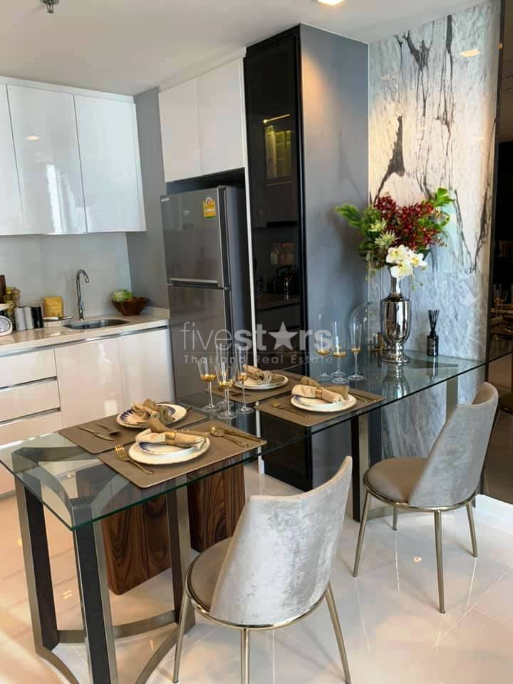 2 bedrooms condo for sale near BTS Chongnonsi, photo 3