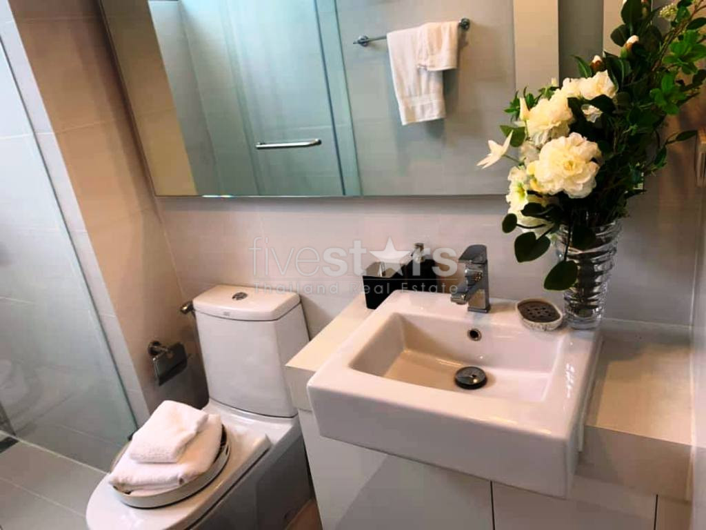 2 bedrooms condo for sale near BTS Chongnonsi, photo 10