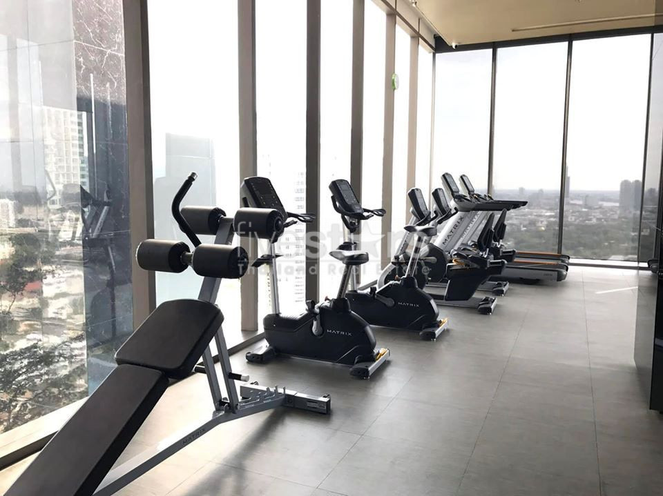 Modern 2 bedrooms condo for sale near BTS Chongnonsi, photo 9