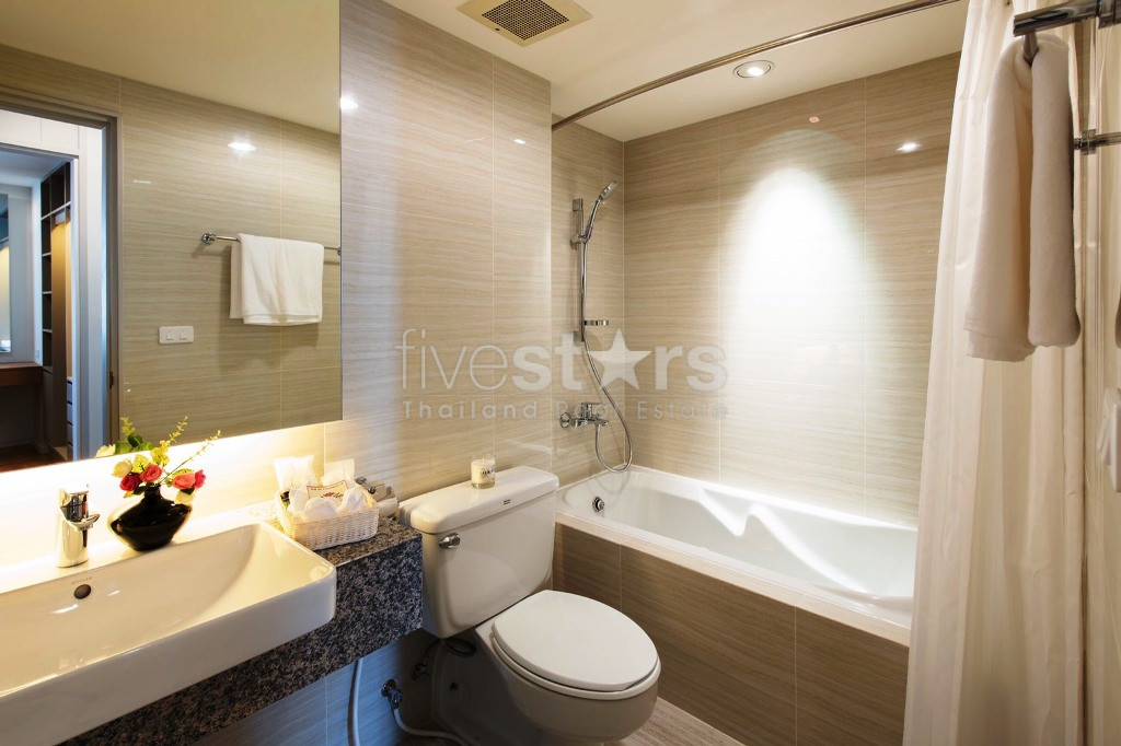 3 bedrooms apartment for rent in Sathorn, photo 10