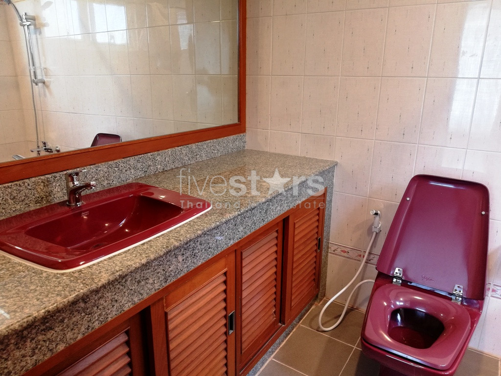 Large 3 bedrooms apartment for rent near BTS Chongnonsi, photo 14