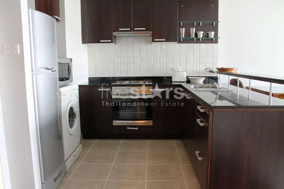1 bedroom apartment for rent in Sathorn near BTS Chongnonsi, photo 5
