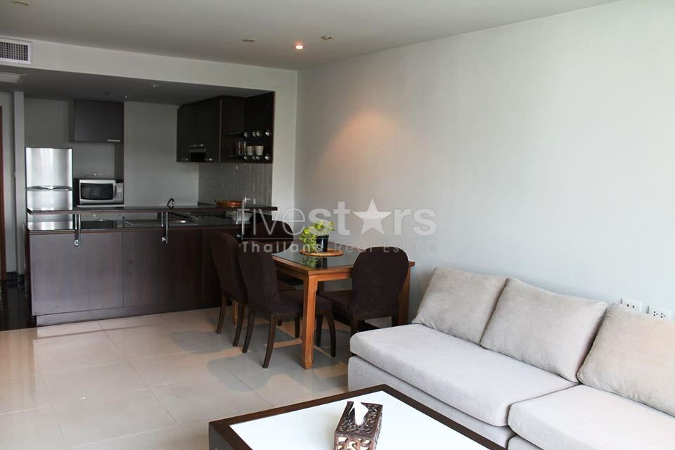 1 bedroom apartment for rent in Sathorn near BTS Chongnonsi, photo 3
