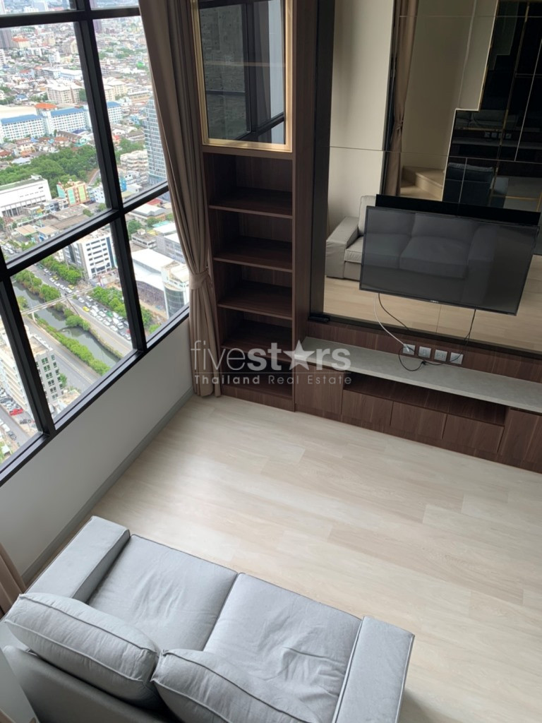 1 bedroom duplex condo for rent on Sathorn, photo 7
