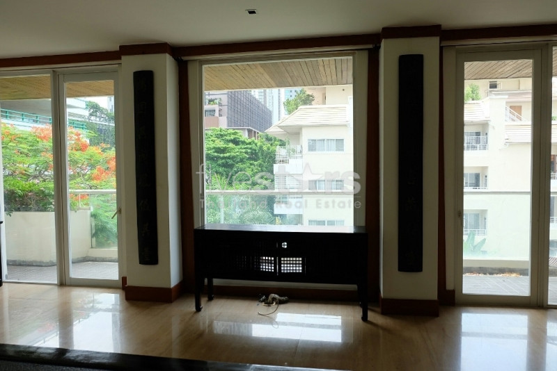 3 bedroom low rise apartment for rent on Sathorn, photo 7