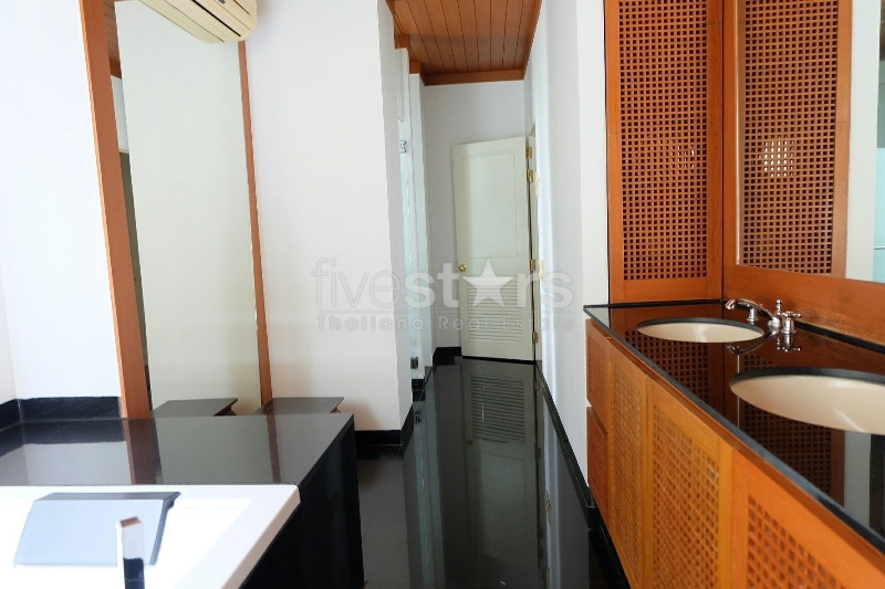 3 bedroom low rise apartment for rent on Sathorn, photo 16