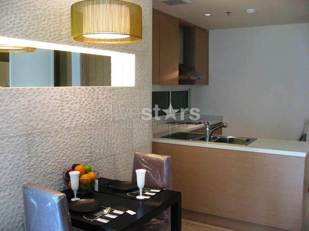 1 bedroom spacious condo for rent on Sathorn, photo 8